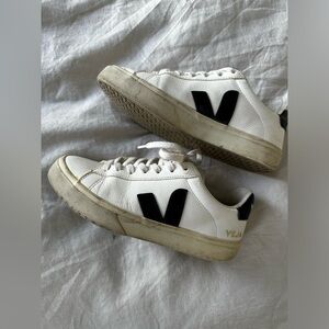 Veja tennis shoes